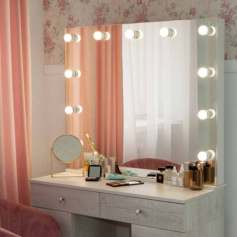 Зеркало для макияжа на стену Emco 1095 001 18 LED подсветка увеличение в 3 раза 216 мм 109500118